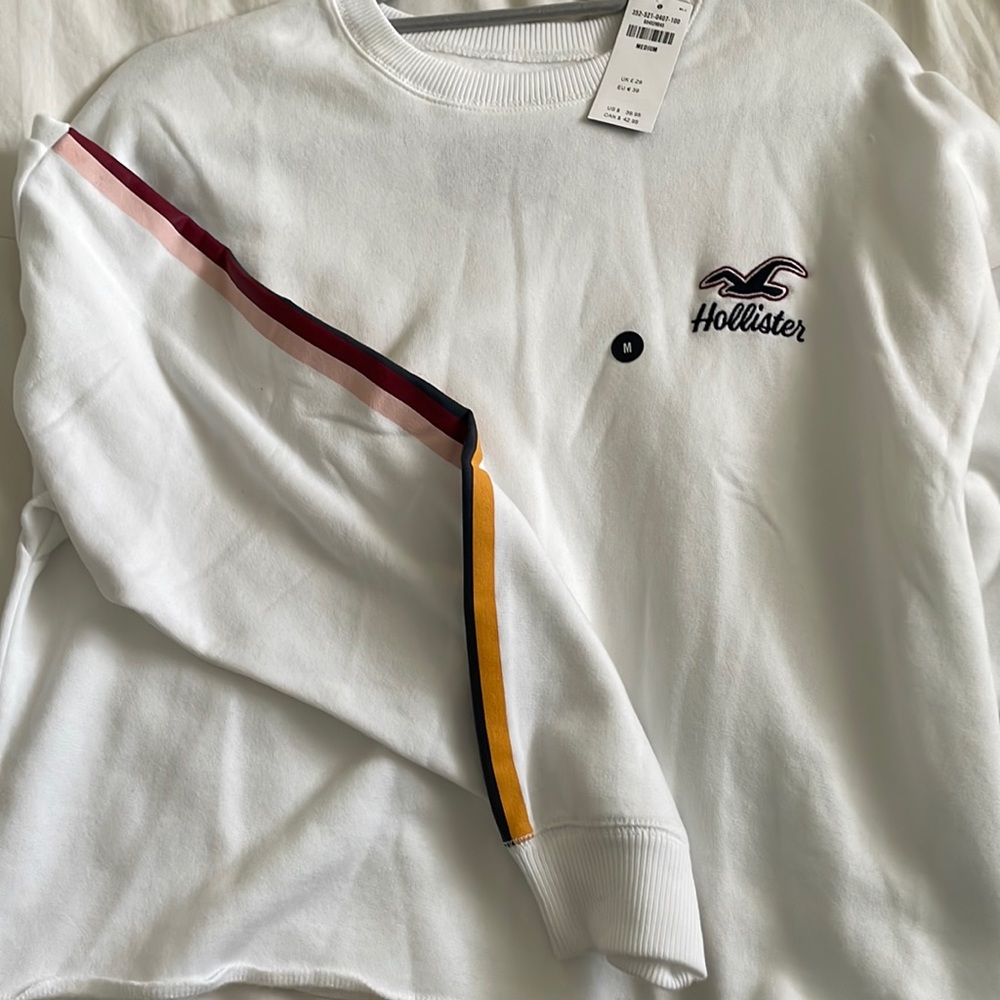 hollister white sweatshirt